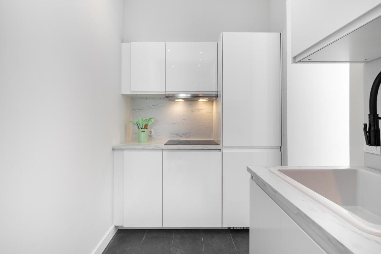 Whome - Brand New Luxury 4-bed With Riverside Views & Ac *