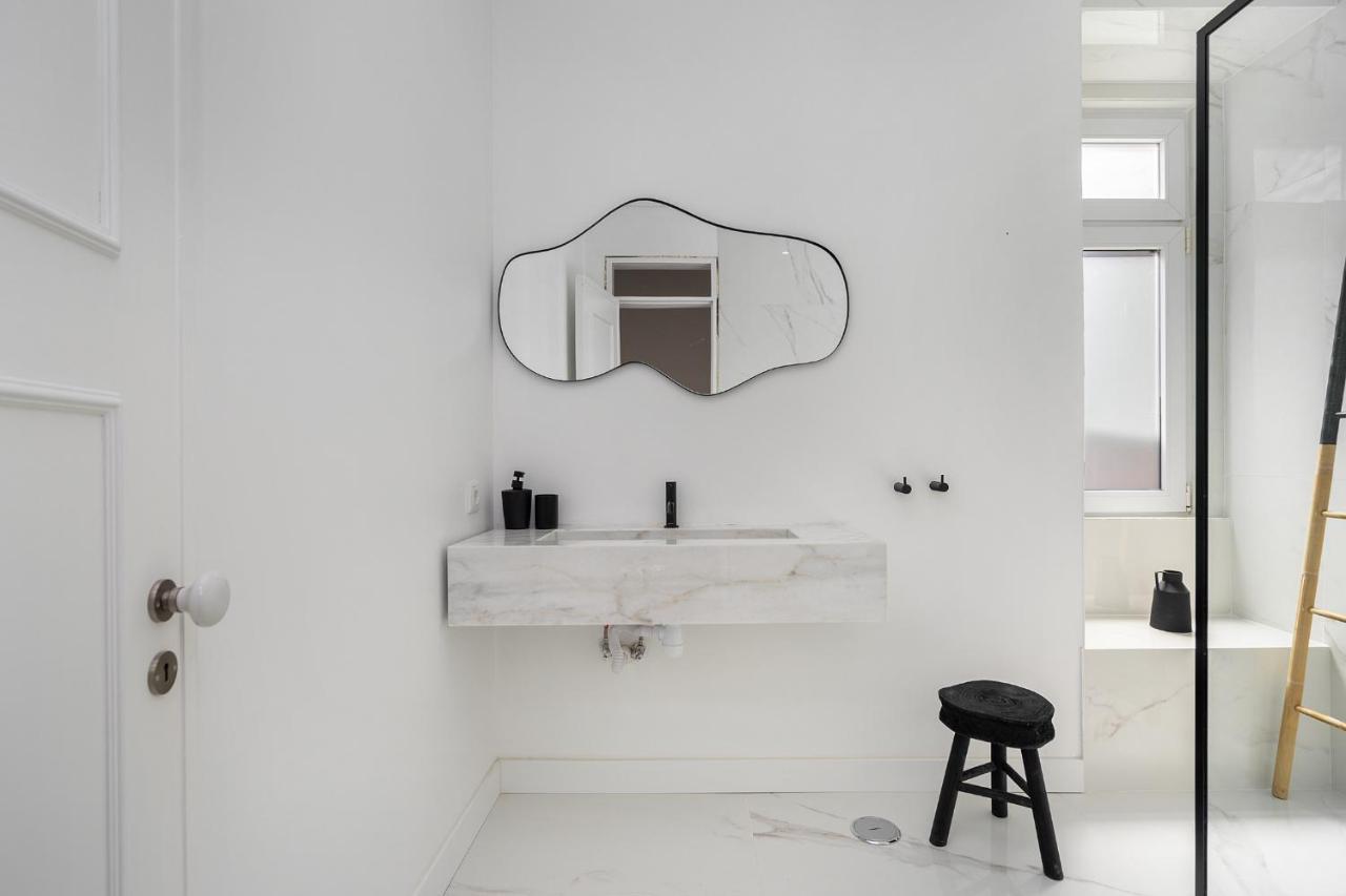 Apartment Whome - Brand New Luxury 4-bed With Riverside Views & Ac Lissabon