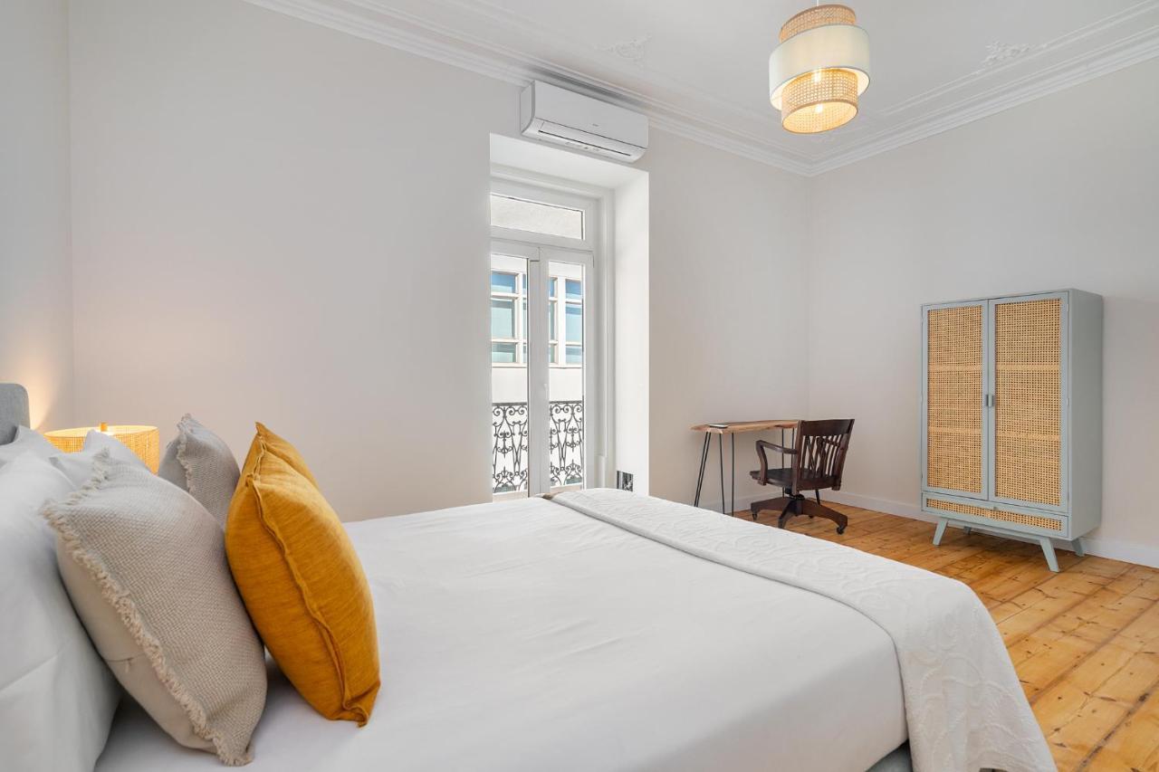 Whome - Brand New Luxury 4-bed With Riverside Views & Ac * Lissabon