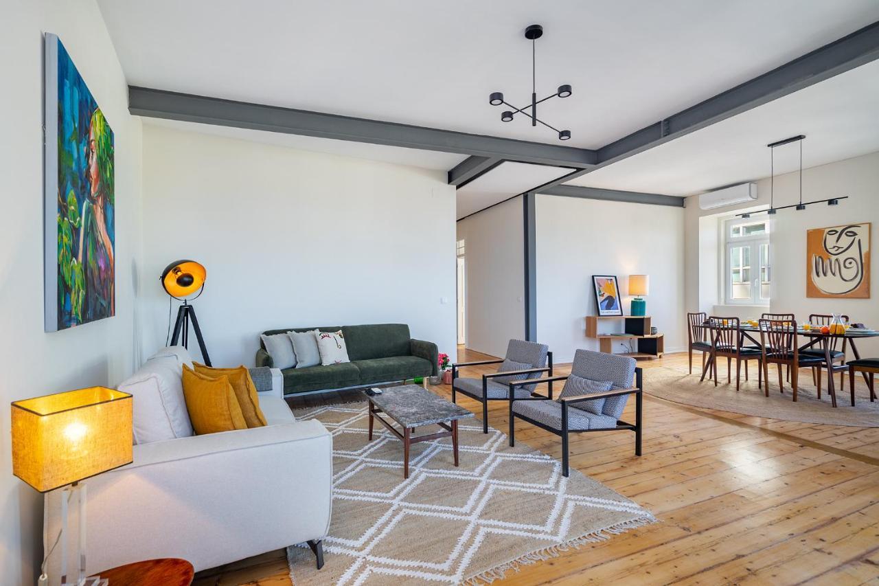 Whome - Brand New Luxury 4-bed With Riverside Views & Ac Apartment *