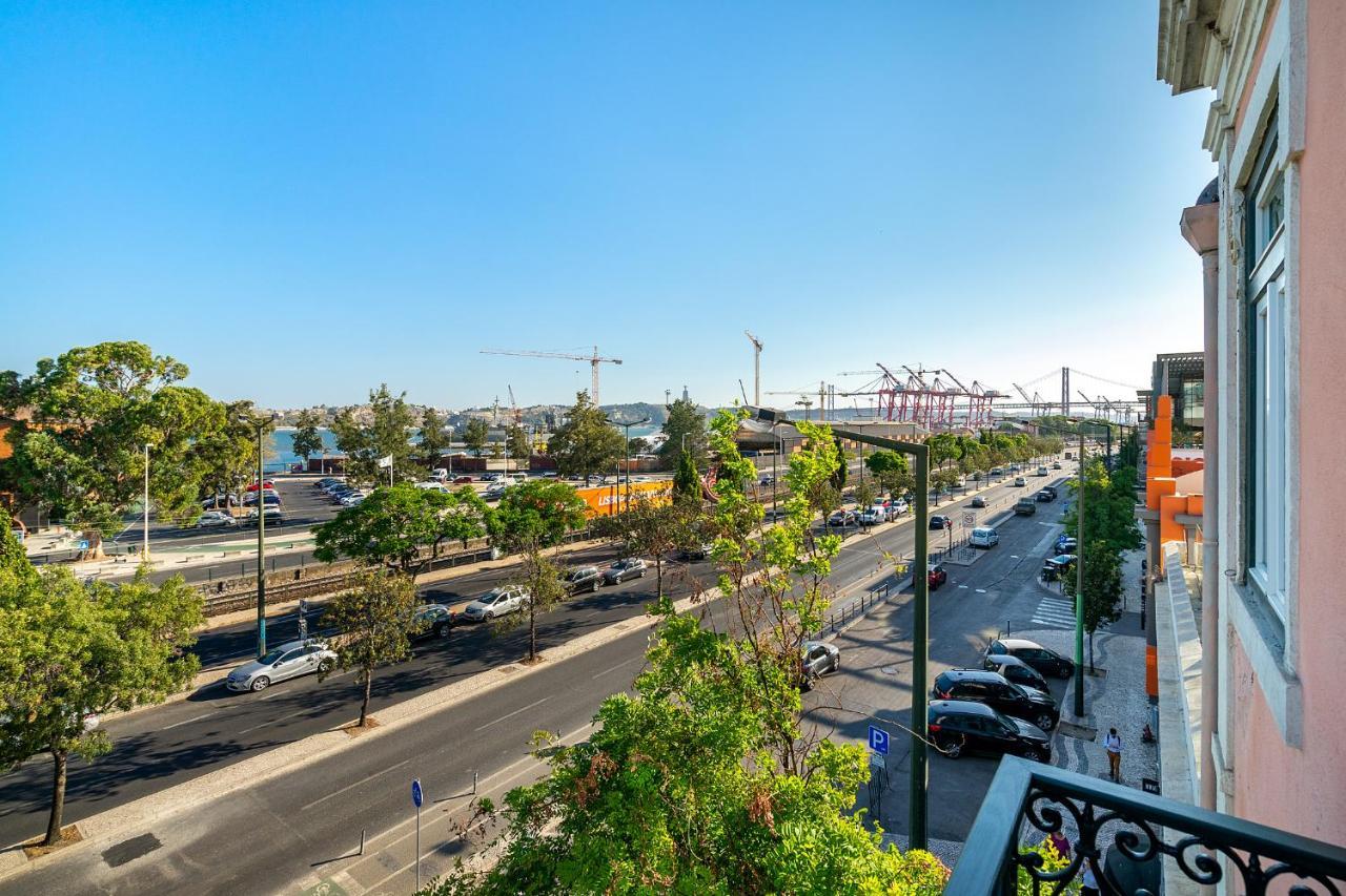 Whome - Brand New Luxury 4-bed With Riverside Views & Ac Lissabon
